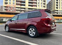 تويوتا سيينا